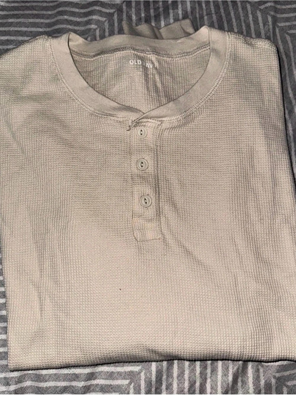 Old Navy Men's long sleeve